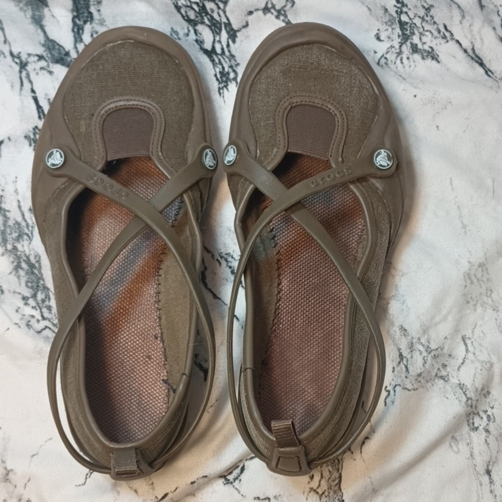 Brown Canvas Crocs Womens Size 8